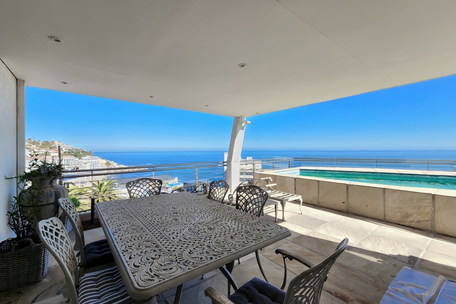 2 Bedroom Property for Sale in Bantry Bay Western Cape